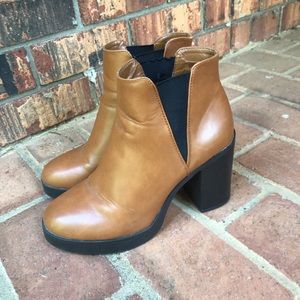 Ankle boots
